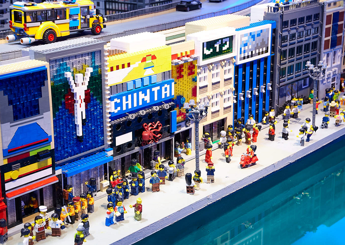 Legoland Discovery Centre ở Osaka - LEGO City - Thành phố Lego năng động