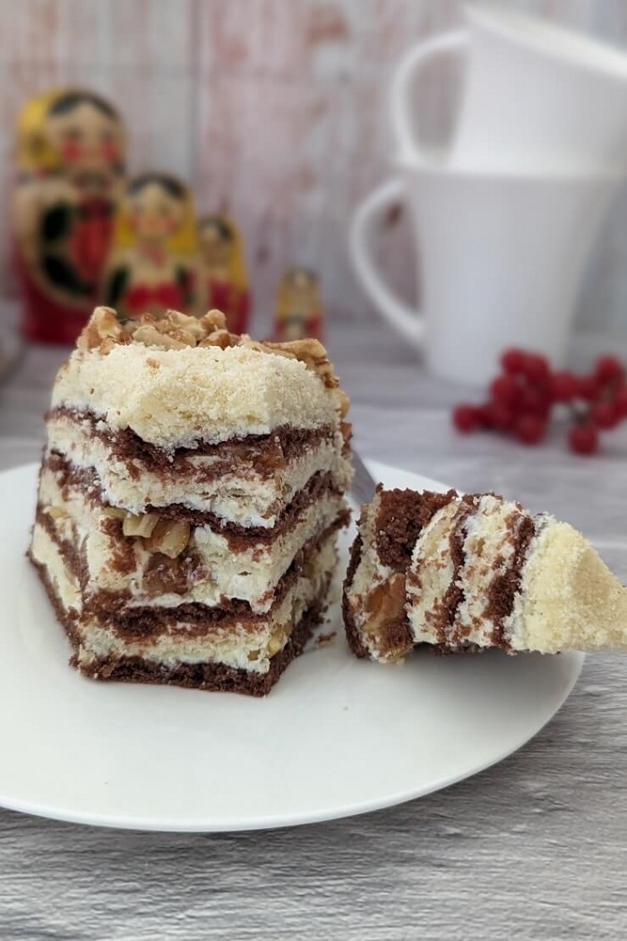 Bánh Smetannik là món ăn Giáng sinh ở Nga 