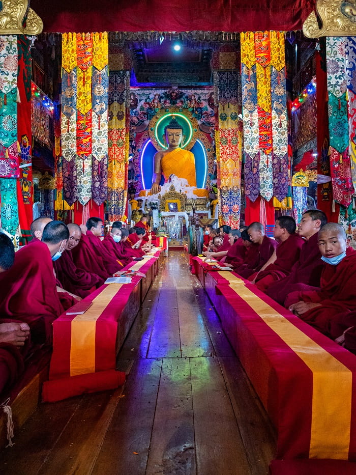 Tham dự buổi cầu nguyện buổi sáng là việc cần làm và trải nghiệm ở tu viện Tawang và gần đó 