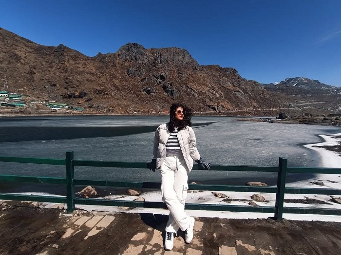 Check in ở hồ Tsomgo Ấn Độ