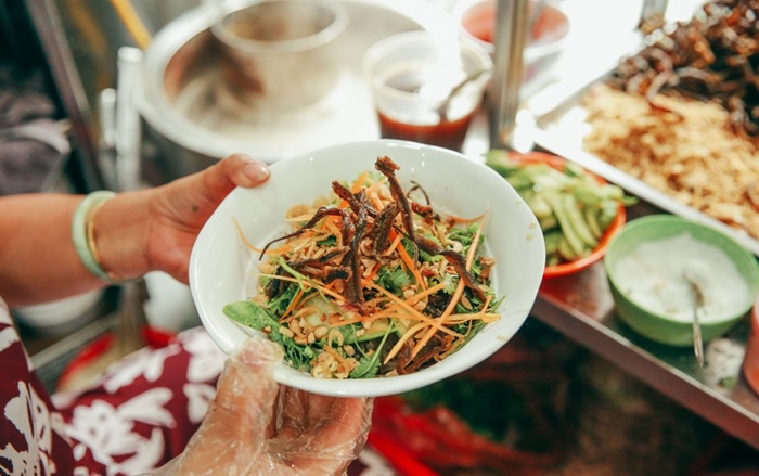 quán ăn ngon gần Nhà thờ Lớn Hà Nội - Miến lươn Chân Cầm 