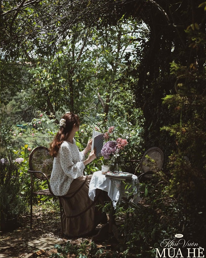 Khu vườn mùa hè là quán cà phê rừng nhiệt đới nổi tiếng Đà Lạt