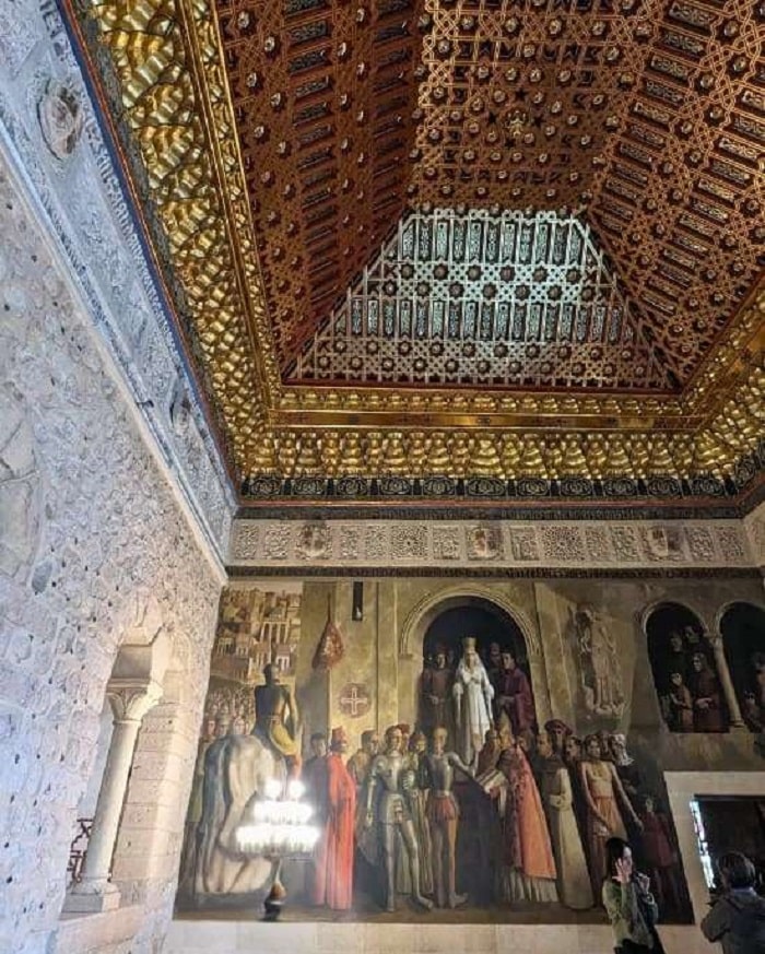 Sảnh của Galley ở lâu đài Alcazar Segovia Tây Ban Nha