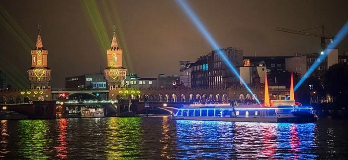 Lễ hội và sự kiện dọc theo dòng sông Spree