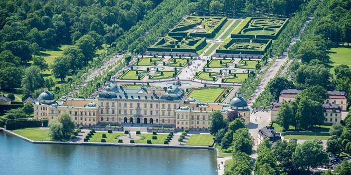 Ngỡ ngàng trước vẻ đẹp cung điện hoàng gia Drottningholm