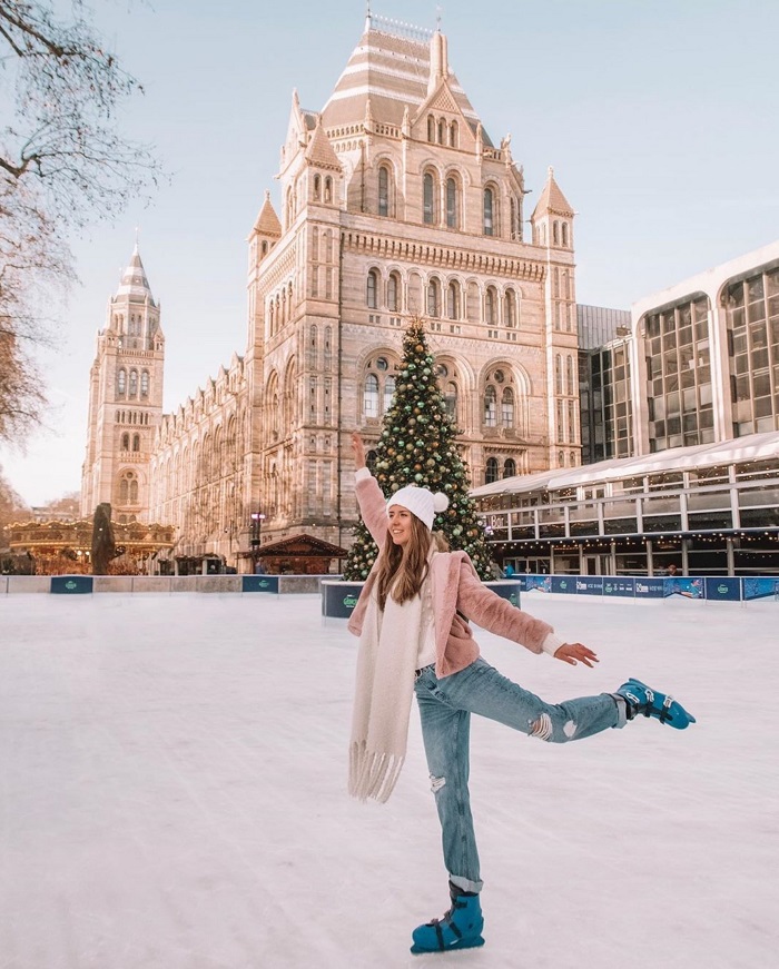 Chiêm ngưỡng vẻ đẹp lỗng lẫy của Lễ Giáng Sinh ở London nước Anh