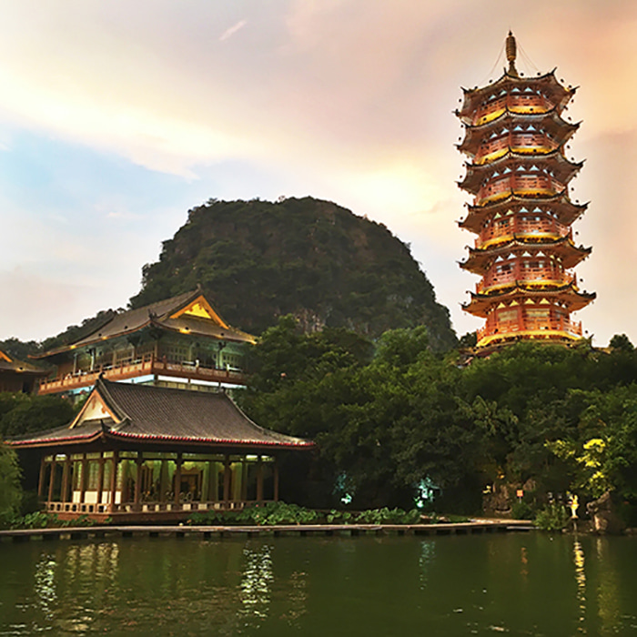 Khám phá núi Vòi Voi Quế Lâm - Có nhiều ngôi chùa rất nổi tiếng