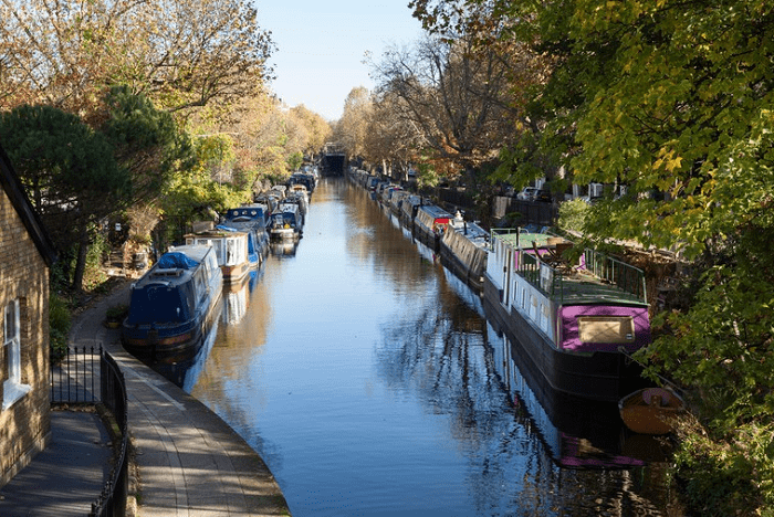 Địa điểm hẹn hò ở London - Tản bộ dọc kênh Little Venice