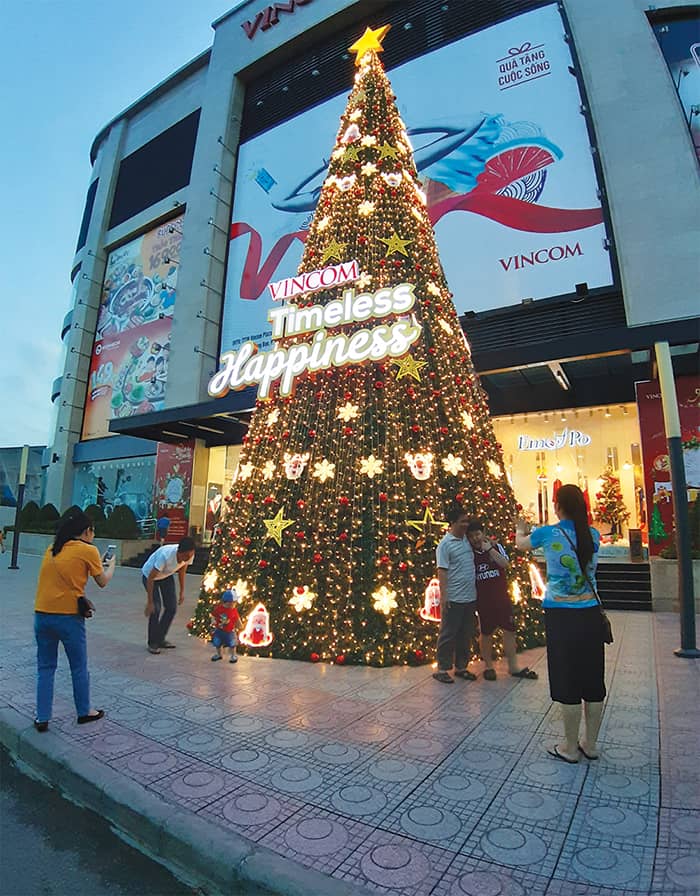 Bật mí địa điểm vui chơi Giáng Sinh An Giang - trung tâm thương mại