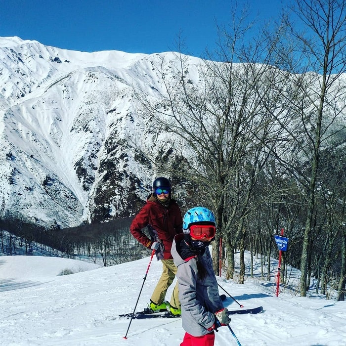 du lịch Nhật Bản tháng 1 - trải nghiệm trượt tuyết