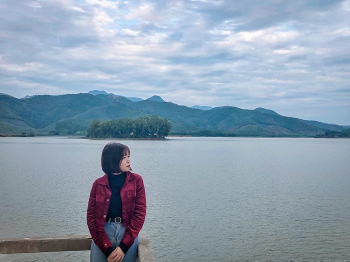 Quang Ninh Khe Che Lake - a good time