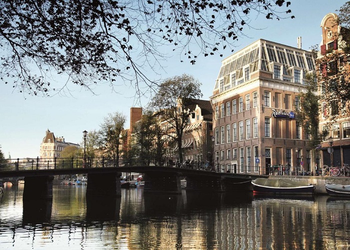 Khách sạn ở Amsterdam -Radisson Blu Hotel Amsterdam