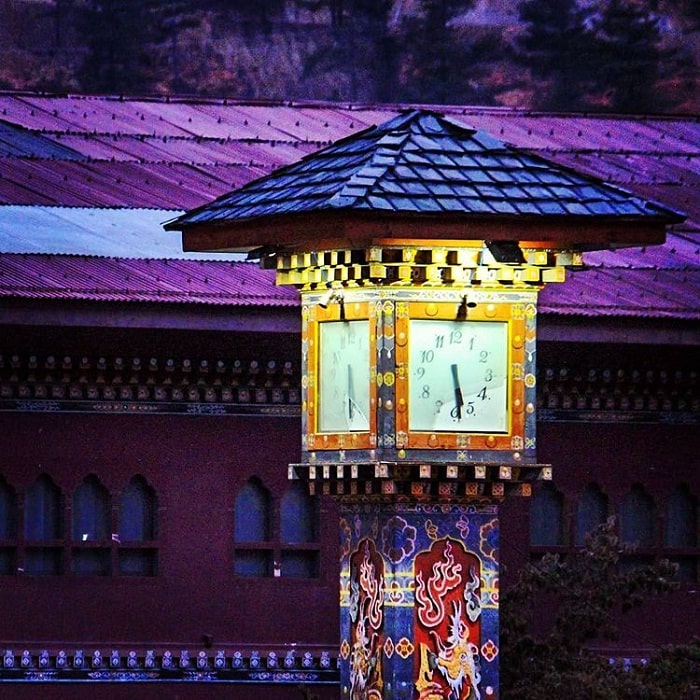 đồng hồ - điểm nhấn cho quảng trường Tháp Đồng Hồ ở Bhutan