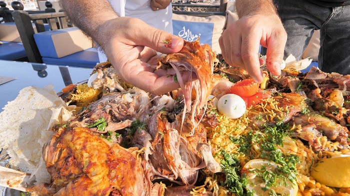  lạc đà nhồi thịt Dubai món ăn khổng lồ. 