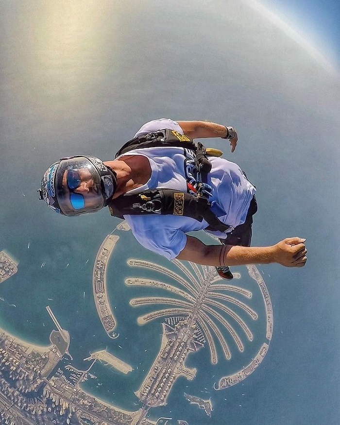 Nhảy dù ở Dubai lưu ý cần biết 