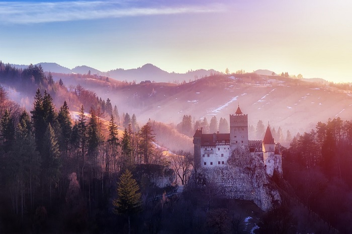 Lâu đài giống như trong cổ tích ở Transylvania - Nơi du lịch lãng mạn cho lễ tình nhân