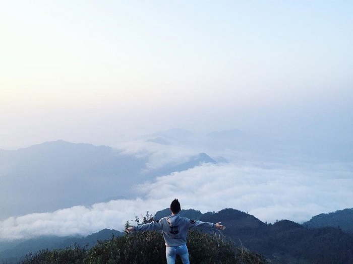 Introducing Chieu Lau Thi peak