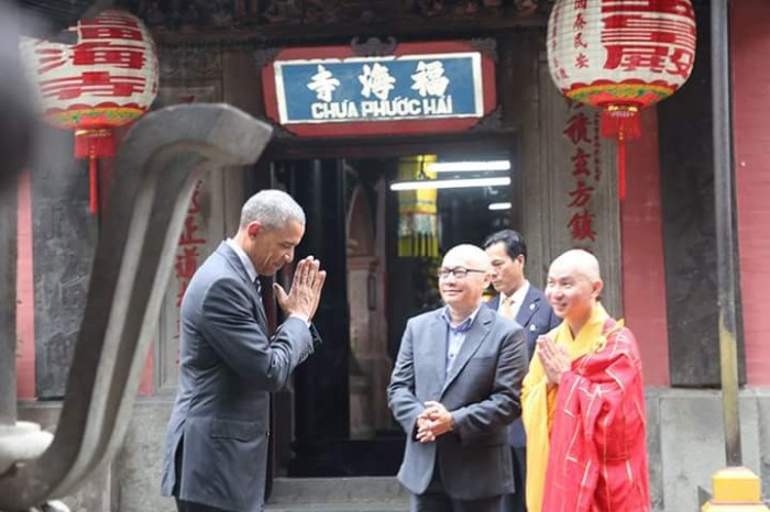 Obama đến thăm chùa Ngọc Hoàng Sài Gòn