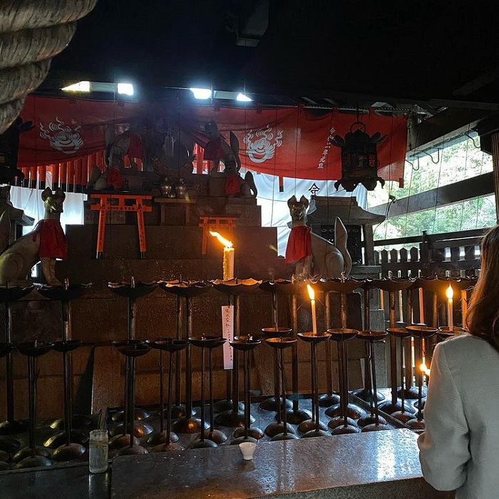 tham quan đền Fushimi Inari - đền thờ những con cáo