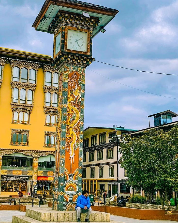 tháp đồng hồ - công trình nổi bật tại quảng trường Tháp Đồng Hồ ở Bhutan