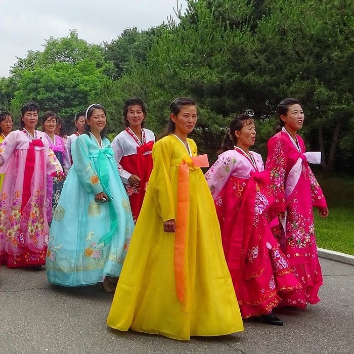 trang phục truyền thống được mặc hàng ngày - nét văn hóa Triều Tiên độc đáo