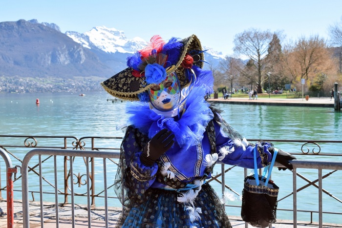 Beautiful setting for a carnival - Annecy Venetian Carnival