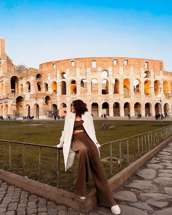 Đấu trường Colosseum là công trình kiến trúc Roman đẹp và nổi tiếng