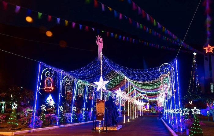 Christmas places in Vung Tau - the path of light 