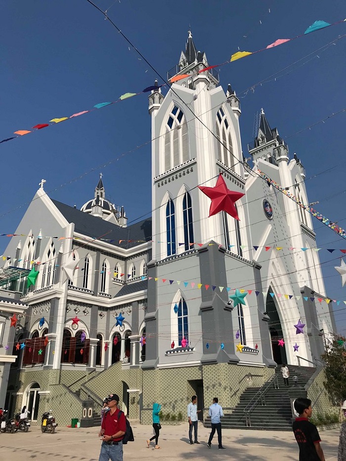 Places to celebrate Christmas in Phu Quoc - Duong Dong Church, Phu Quoc