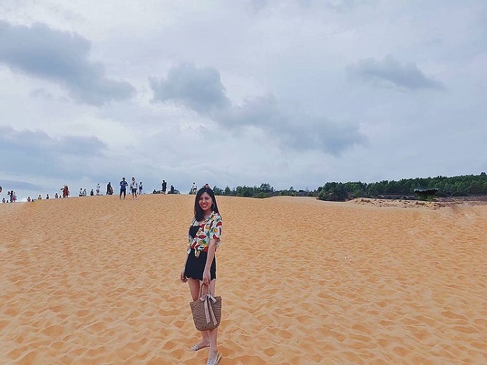 About Da Nang Golden Sand Beach 