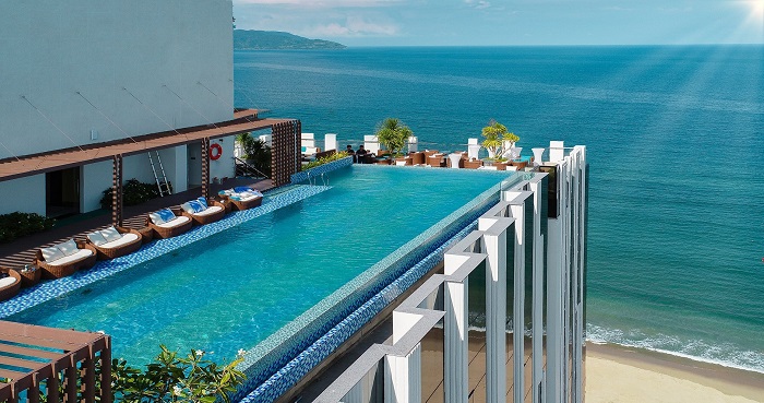 HAIAN Beach hotel Spa - hồ bơi vô cực ở Đà Nẵng phổ biến 