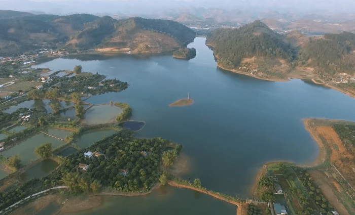 Toàn cảnh hồ Tiền Phong Sơn La