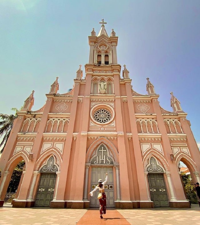 Lịch sử hình thành và phát triển của nhà thờ Con Gà Đà Nẵng 