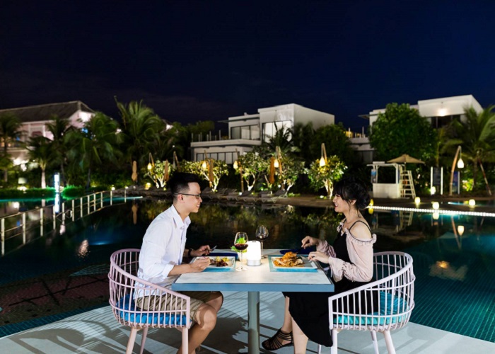 Nice view restaurant in An Thoi - Clubhouse Restaurant - Premier Residences Phu Quoc Emerald Bay