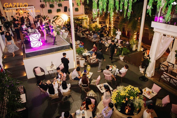 Những quán bar ở Vũng Tàu -Gazebo Beach Front Lounge 