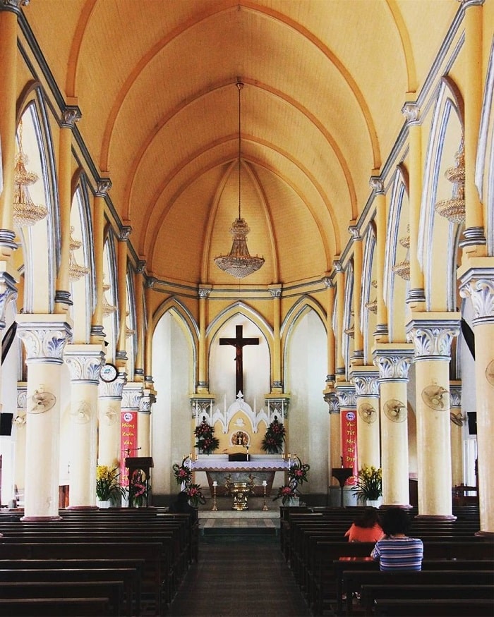 Kiến trúc nổi bật ở nhà thờ Con Gà Đà Nẵng 