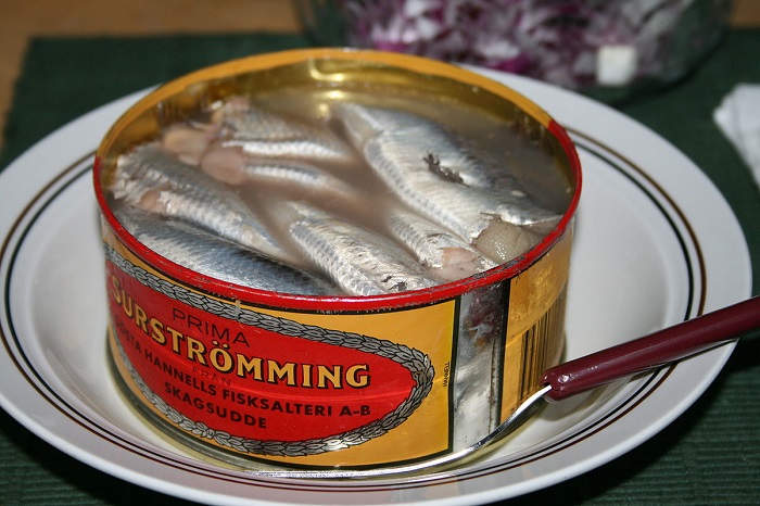 Surströmming - món ăn kỳ lạ nhất thế giới