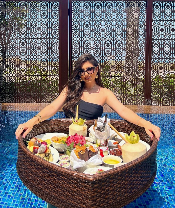Thưởng thức bữa sáng ở Park Hyatt Abu Dhabi là khu nghỉ dưỡng sang trọng ở Abu Dhabi