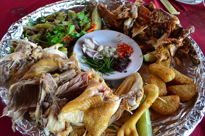 Món ăn ở khu ẩm thực sinh thái câu cá giải trí Xuân Hương 
