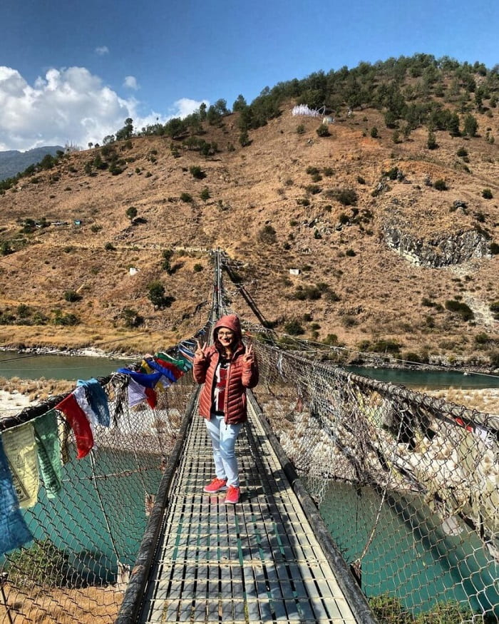 Cầu treo Punakha là điểm tham quan gần sông Mo Chhu Bhutan 