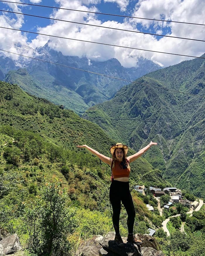 Khung cảnh ở hẻm núi Hổ Nhảy Trung Quốc 