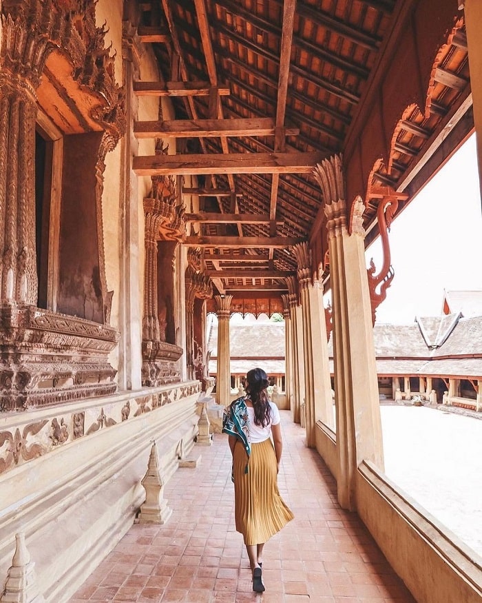 Chùa Wat Si Saket là điểm tham quan gần khải hoàn môn Patuxai
