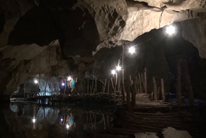 Khám phá cảnh đẹp ở hang động Moso