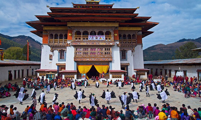 Lễ hội sếu cổ đen ở tu viện Gangtey Bhutan