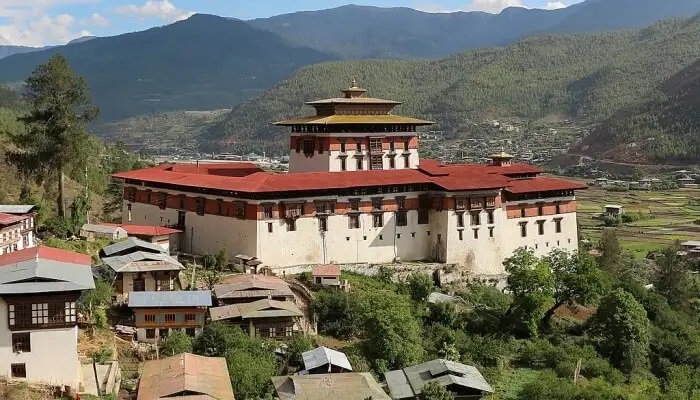 Pháo đài Zuri Dzong Bhutan