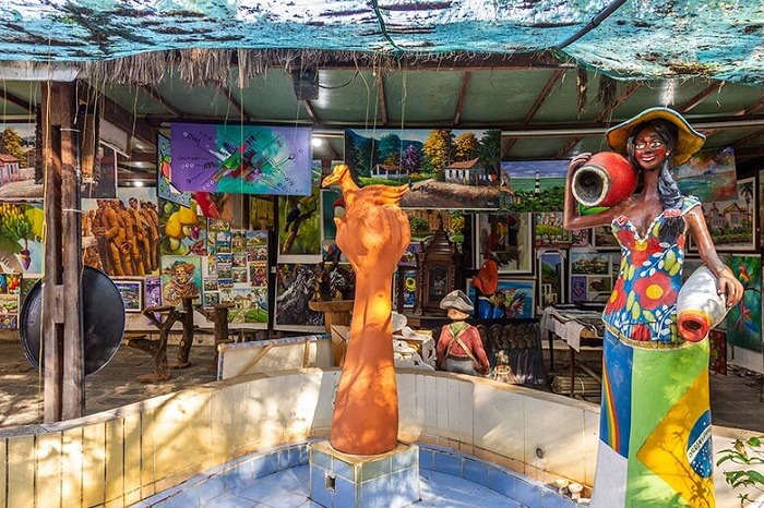 Tham quan phòng trưng bày Sao Salvador là hoạt động thú vị ở thị trấn Olinda Brazil