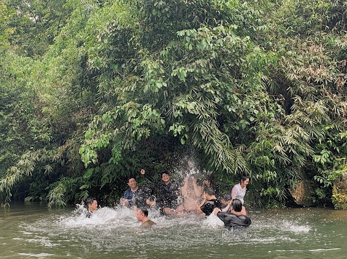 Suối Kẹm Thái Nguyên có nhiều hoạt động thú vị 