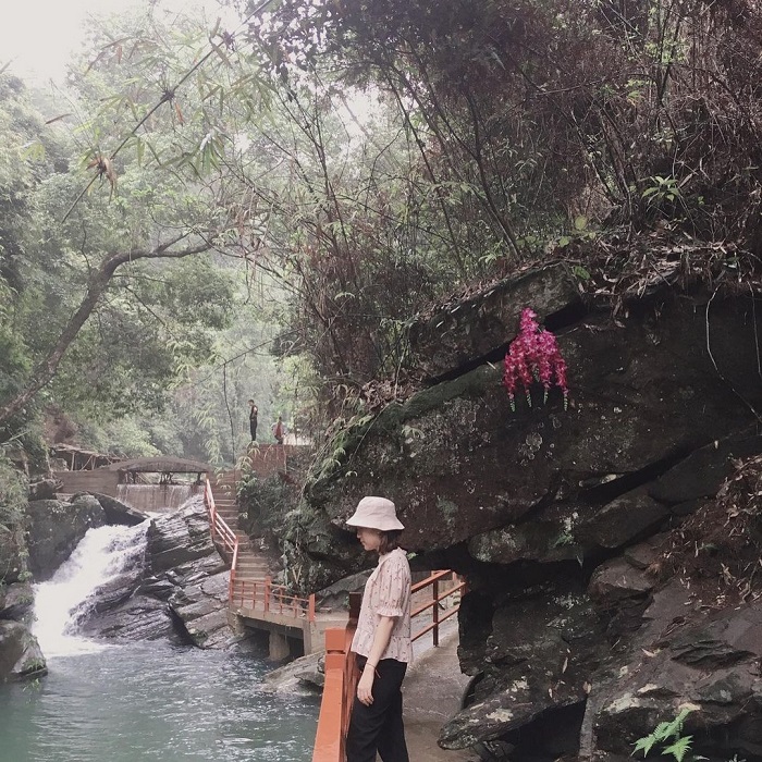 Thác Bản Khiếng là thác nước đẹp ở Lạng Sơn mang lại nhiều ảnh check in đẹp
