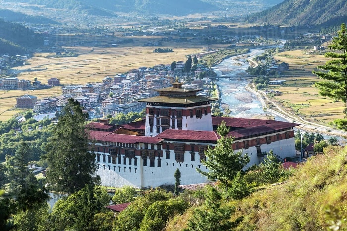 Tham quan tu viện Rinpung Dzong ở đèo Chele La Bhutan