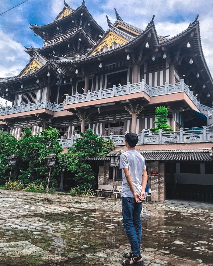 Khanh An Monastery is a beautiful monastery in Vietnam with superficial architecture